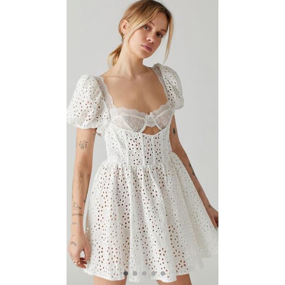 NWT For Love & Lemons Becca Mini Dress White Small Eyelet S - Picture 8 of 10